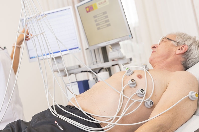 Kardiologie Basel Ruhe-EKG (Elektrokardiogramm)